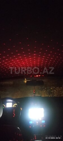 Volkswagen Touareg 2005, 300,000 km - 2.5 l - Qusar