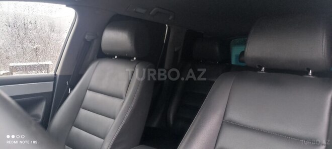 Volkswagen Touareg 2005, 300,000 km - 2.5 l - Qusar