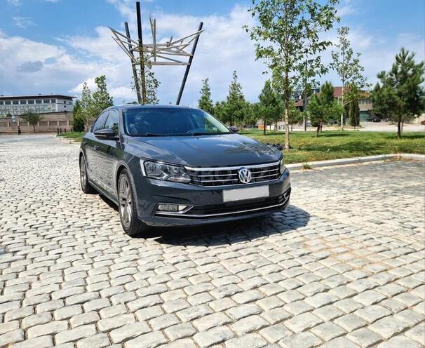 Volkswagen Passat 2016, 220,000 km - 1.8 l - Bakı
