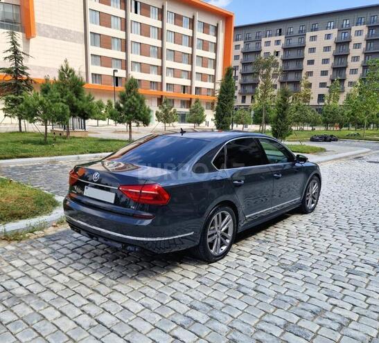 Volkswagen Passat 2016, 220,000 km - 1.8 l - Bakı