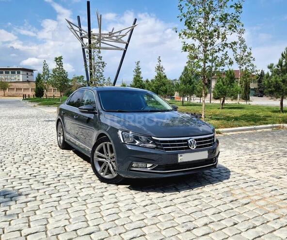 Volkswagen Passat 2016, 220,000 km - 1.8 l - Bakı