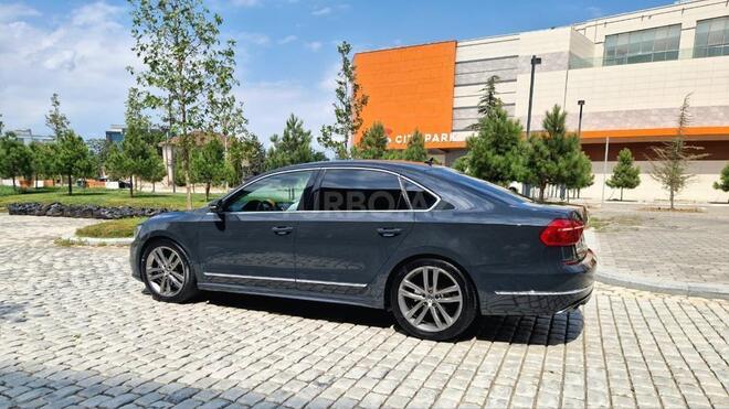 Volkswagen Passat 2016, 220,000 km - 1.8 l - Bakı