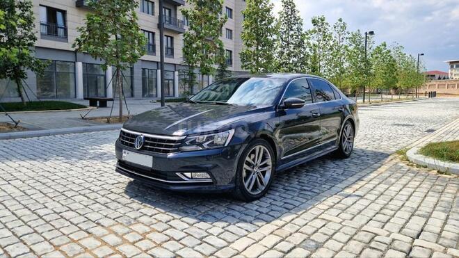 Volkswagen Passat 2016, 220,000 km - 1.8 l - Bakı
