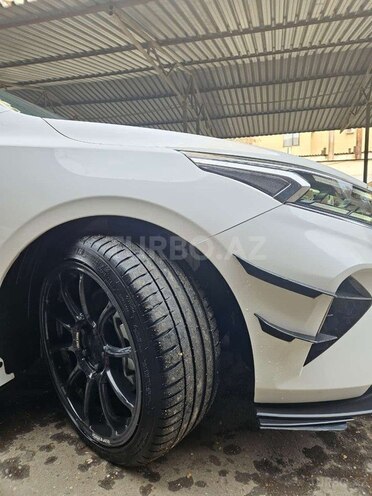 Kia Cerato-8