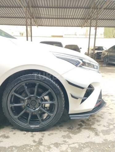 Kia Cerato-11