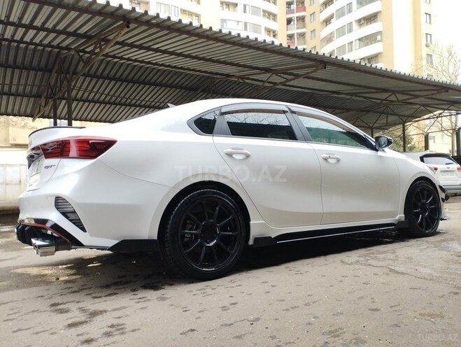 Kia Cerato-7