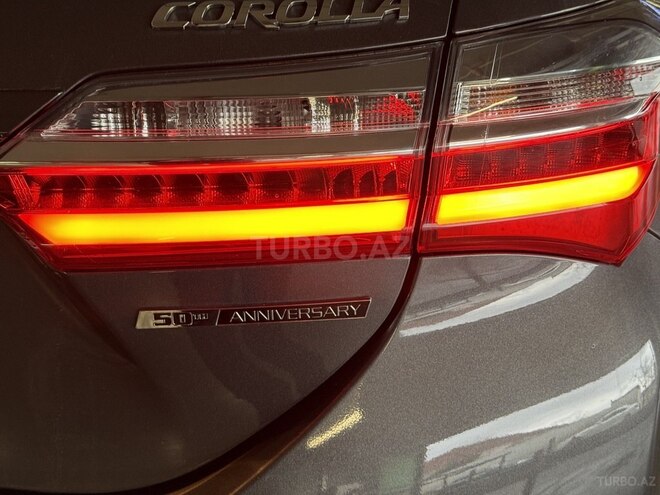 Toyota Corolla 2017, 151,000 km - 1.8 l - Bakı