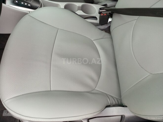 Hyundai Accent 2016, 127,000 km - 1.6 l - Bakı