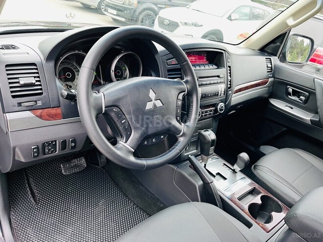 Mitsubishi Pajero 2016, 92,000 km - 3.0 l - Bakı
