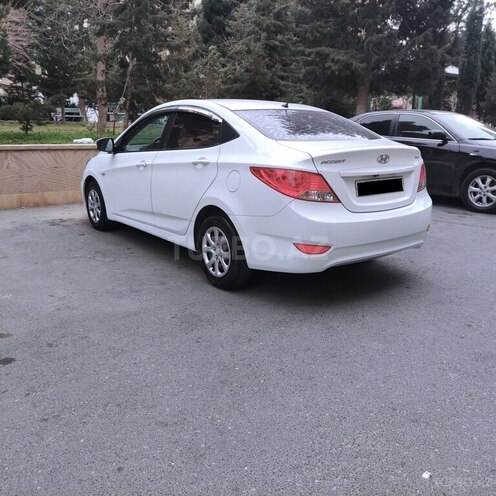 Hyundai Accent 2014, 178,000 km - 1.4 l - Bakı