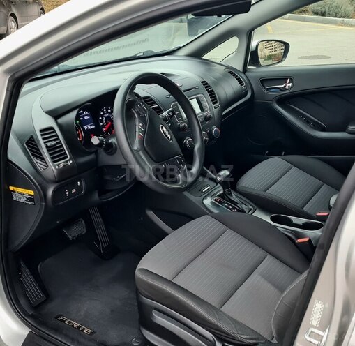 Kia Forte-15