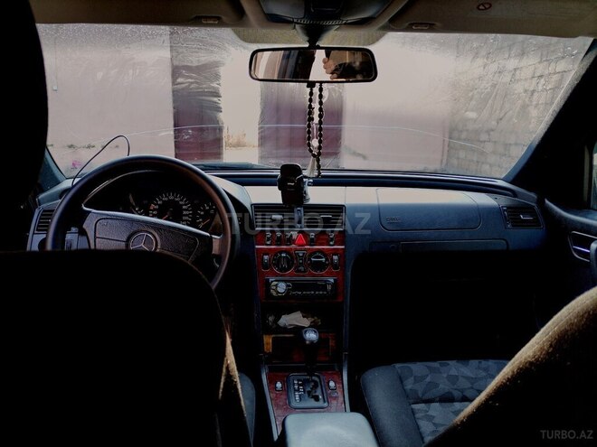 Mercedes C 180 1999, 370,000 km - 1.8 l - Şəmkir