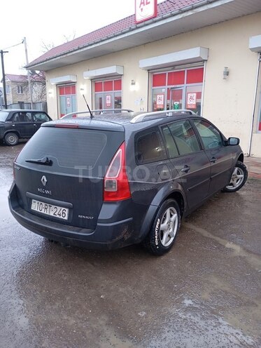 Renault Megane-6