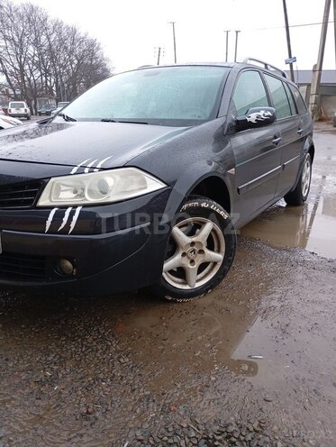 Renault Megane-11