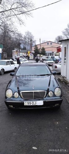 Mercedes E 220 d 2001, 598,000 km - 2.2 l - Qəbələ