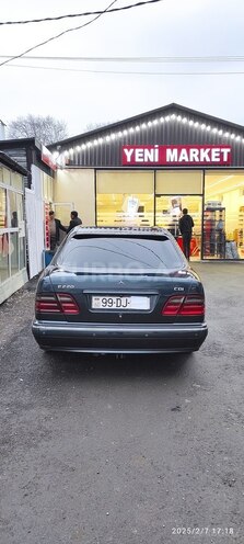 Mercedes E 220 d 2001, 598,000 km - 2.2 l - Qəbələ