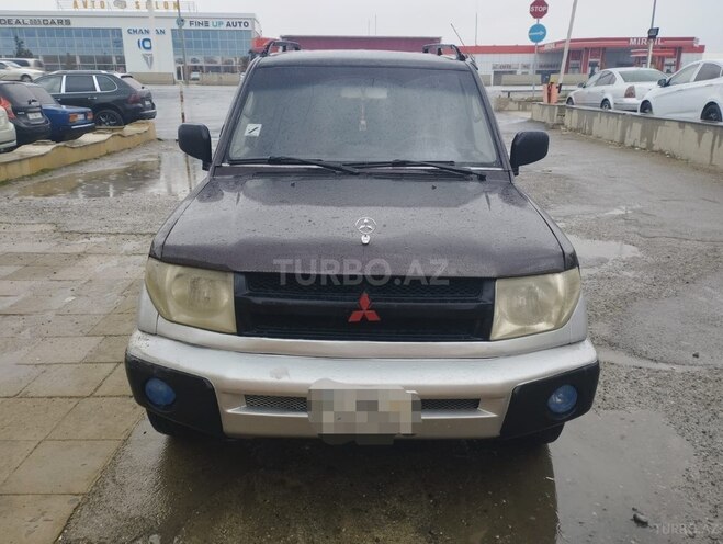 Mitsubishi Pajero io 1999, 233,000 km - 1.8 l - Sumqayıt