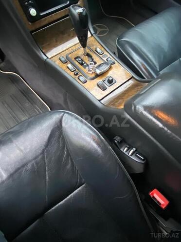 Mercedes E 240 2000, 310,000 km - 2.6 l - Qəbələ