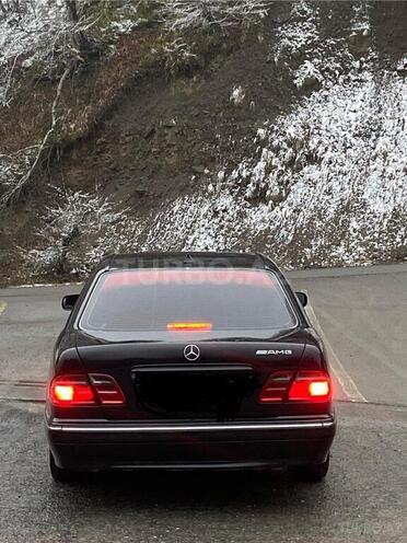 Mercedes E 240 2000, 310,000 km - 2.6 l - Qəbələ