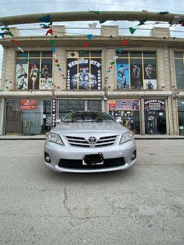 Toyota Corolla 2010, 254,000 km - 1.4 l - Bakı