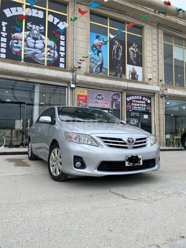 Toyota Corolla 2010, 254,000 km - 1.4 l - Bakı