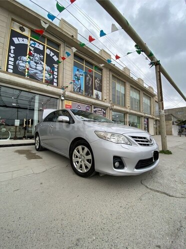 Toyota Corolla 2010, 254,000 km - 1.4 l - Bakı