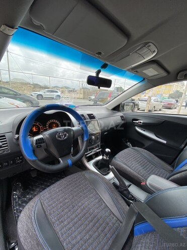 Toyota Corolla 2010, 254,000 km - 1.4 l - Bakı