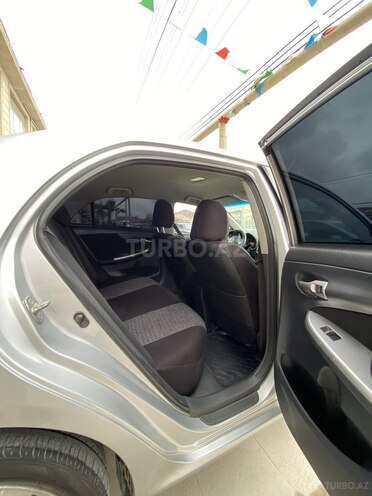 Toyota Corolla 2010, 254,000 km - 1.4 l - Bakı