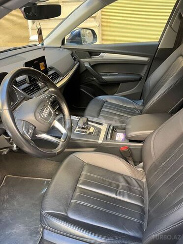 Audi Q5 2017, 45,000 km - 2.0 л - Bakı