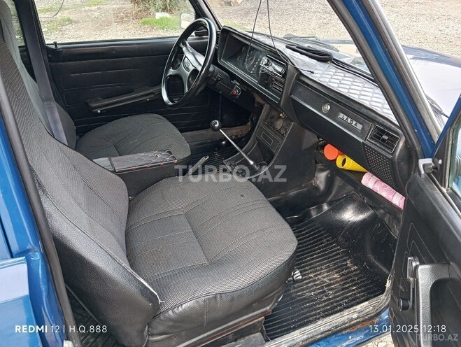 LADA (VAZ) 2107 2002, 85,000 km - 1.6 l - Salyan