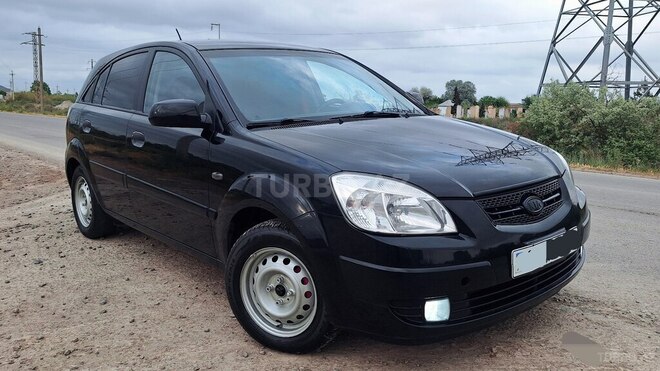 Kia Rio 2007, 200,000 km - 1.4 l - Salyan