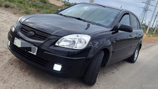 Kia Rio 2007, 200,000 km - 1.4 l - Salyan