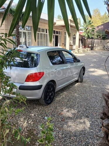 Peugeot 307 2002, 278,500 km - 2.0 л - Bakı