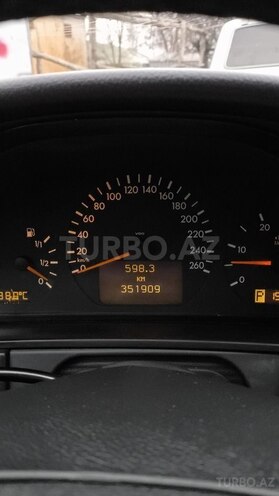 Mercedes E 220 d 2001, 351,000 km - 2.2 l - Bakı