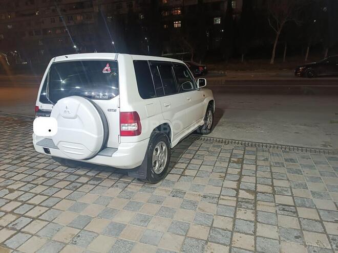 Mitsubishi Pajero io 2000, 350,000 km - 2.0 л - Bakı