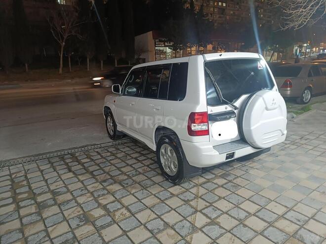 Mitsubishi Pajero io 2000, 350,000 km - 2.0 л - Bakı