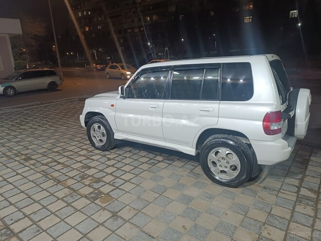 Mitsubishi Pajero io 2000, 350,000 km - 2.0 л - Bakı