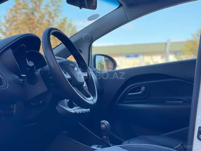 Kia Rio 2015, 82,000 km - 1.4 l - Xudat