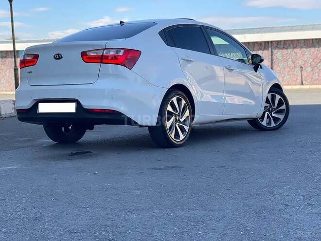 Kia Rio 2015, 82,000 km - 1.4 l - Xudat