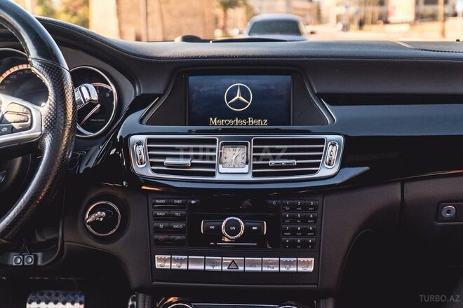 Mercedes  2012, 119,128 km - 4.7 l - Bakı