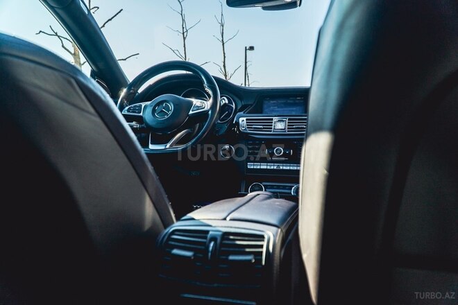 Mercedes  2012, 119,128 km - 4.7 l - Bakı