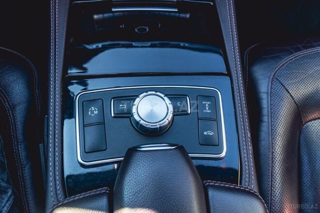 Mercedes  2012, 119,128 km - 4.7 l - Bakı