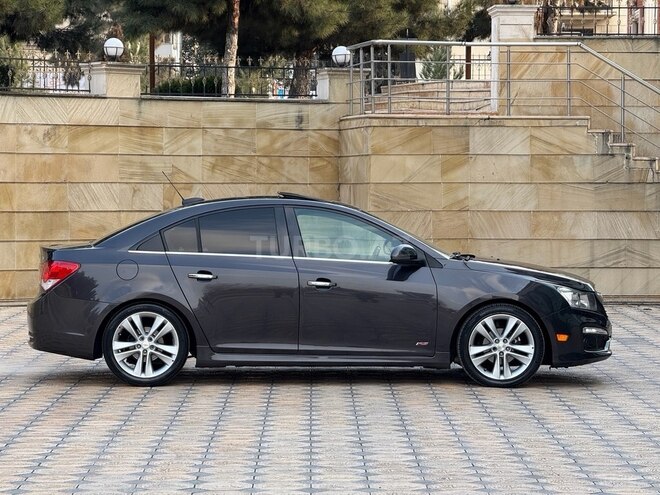 Chevrolet Cruze-6