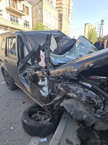 Land Rover Discovery 2011, 237,000 km - 3.2 л - Bakı