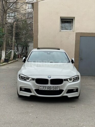 BMW 320-1