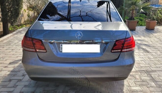 Mercedes E 220 d 2014, 147,000 km - 2.2 l - Bakı