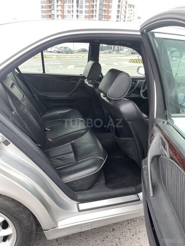 Mercedes E 220 d 1999, 549,000 km - 2.2 л - Bakı