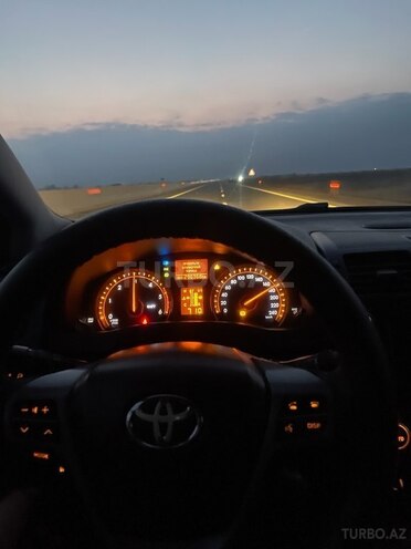 Toyota Avensis 2009, 296,000 km - 2.0 л - Bakı