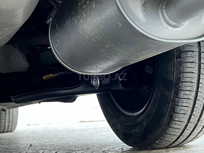 Nissan Latio 2015, 620,000 km - 1.2 l - Bakı