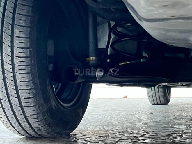 Nissan Latio 2015, 620,000 km - 1.2 l - Bakı